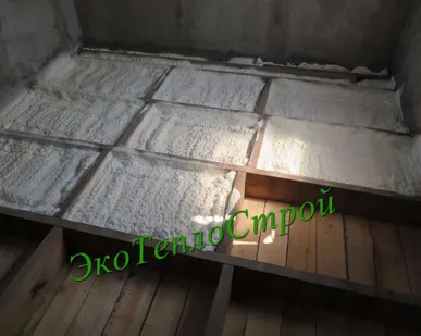 фото Утепление крыши (кровли), полов, перекрытий, стен, цоколь пенополиуретаном