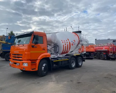 фото Автобетоносмеситель 5814Z6 на базе КамАЗ-65115 (6х4, V=6 куб/м)
