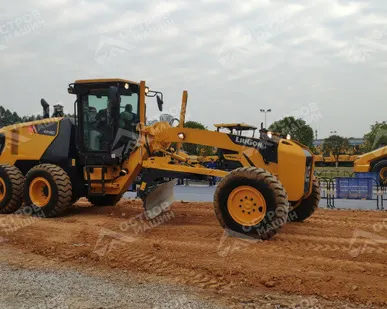 фото LiuGong CLG4215D автогрейдер 4WD