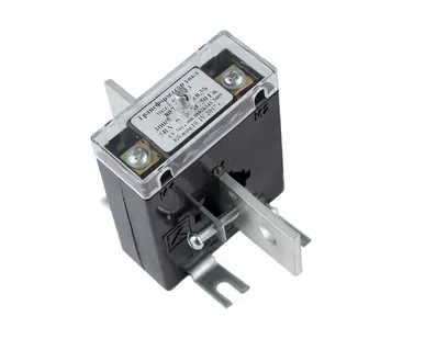 фото Трансформатор тока 300/5 ТОП-М-0,66 0,5 У3 (4 года) ...