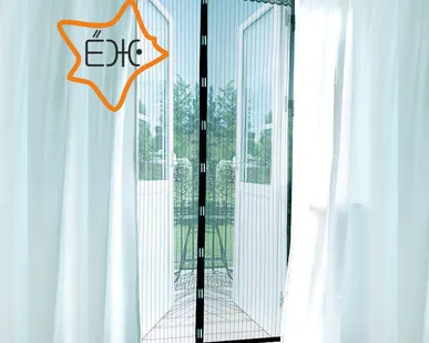 фото Антимоскитная магнитная сетка на дверь