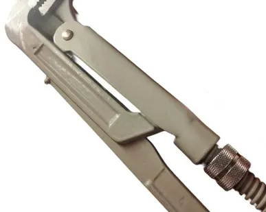 фото Ключ трубный №2