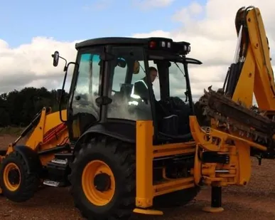 фото Траншеекователь в аренду