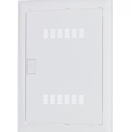 Фото №1 Дверь с вентиляционными отверстиями для шкафа UK62.. BL620V ABB 2CPX031091R9999