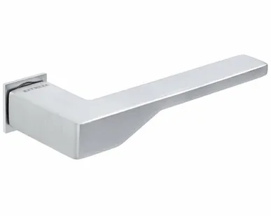 фото Extreza Hi-Tech ADONA (Адона) 122 на скрытой розетке R21 матовый хром F05