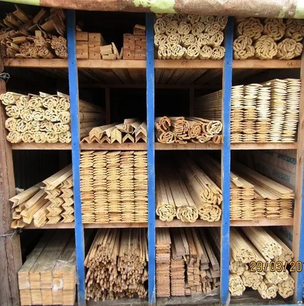 Фото №0 Плинтус 45 сорт "Э"