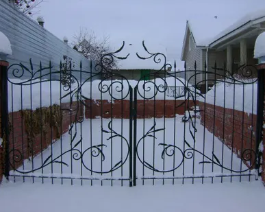 фото Металлические ограждения
