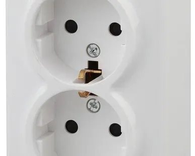 фото Розетка ОП 11-2206-01 2х2P+E Schuko защ. шторки 16АХ-250В Эксперт бел. ЭРА Б0020694