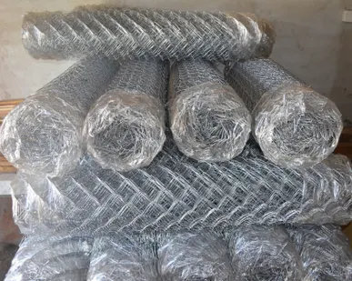 фото Сетка 1,8 ячейка 60х60 оцинкованная (рулон) рабица