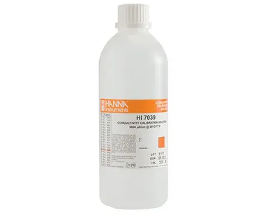фото Раствор для калибровки HANNA HI 7039L (для кондуктометров, 500 мл., 5000 мкСм/см)