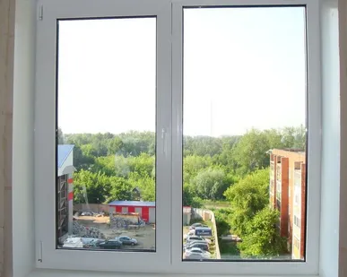 фото Окно пластиковое двухстворчатое