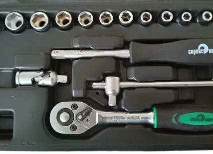 Фото №0 Набор инструментов (17 предметов) головки 1/4 (4-13мм) 11017