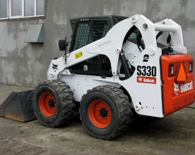 фото Аренда минипогрузчика Bobcat S330