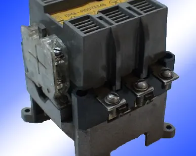 фото Пускатели ПМА-4102 220В