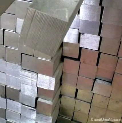 Фото №0 Квадрат 30х30 мм ст 20 ГОСТ 2591