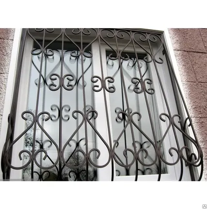 Фото №0 Решетка на окно кованная