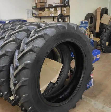 Фото №0 Шины задние широкие для МТЗ 15,5-38 Ф-2АД
