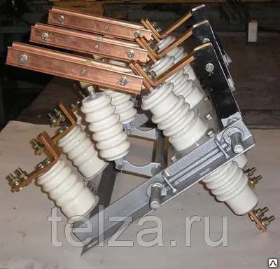 Фото №0 Разъединитель РВФз-10/630