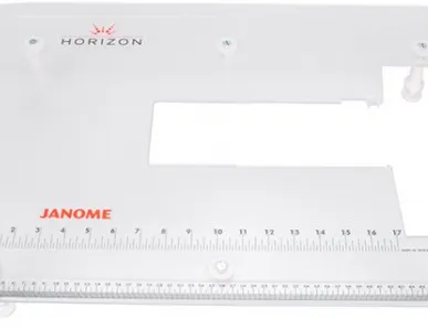 фото Швейная машина Janome Horizon Memory Craft 9400 QCP, белый