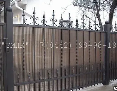 фото Изготовление заборов из поликарбоната