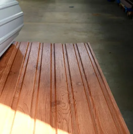 Фото №0 Профлист С-10 под дерево / золотой орех / 0.45 мм. - Золотой орех - Глянцевая - с ЛКП - Первый - С-8 - Индивидуальные - Опт (от 100 листов / от 200 м.пог.)