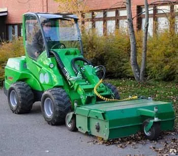 Фото №0 Минитрактор Avant 745