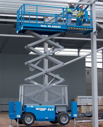 Фото №0 Подъемник самоходный ножничный GENIE GS 3268 в аренду