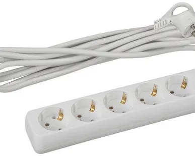 фото Удлинитель U-5e-3m 5х3м с заземл. ПВС 3х1 16А ПВС ЭРА Б0028376