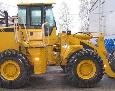 фото Фронтальный Погрузчик 3 м3 в FOTON FL955E-II