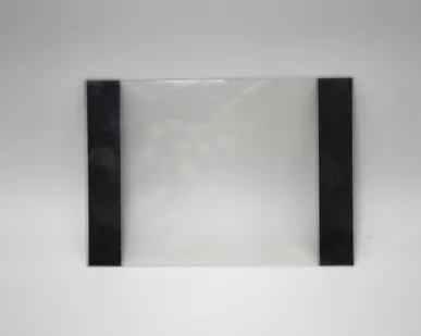 фото Карман из ПВХ PS-M с магнитным скотчем формата A5 вертикальный