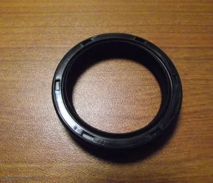 Фото №0 Сальник коленчатого вала задний YANMAR 4TNE92