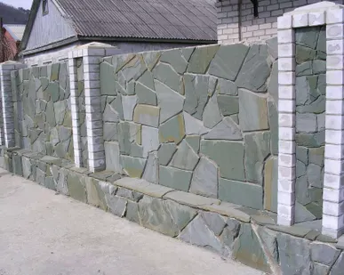 фото Златолит серо-зеленый