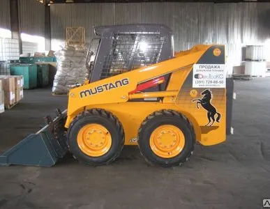 фото Минипогрузчики MUSTANG