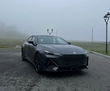 фото Changan UNI-V 2023 г.