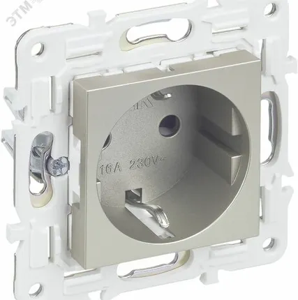 Фото №0 SKANDY Розетка с заземлением с защитными шторками 16А SK-R04Sh шампань IEK