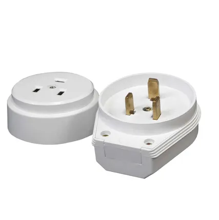 Фото №0 Разъем РШ-ВШ 32А 250В 2P+PE откр. уст. бел. UNIVersal 1235