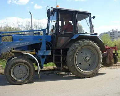 фото Аренда щетки на базе МТЗ