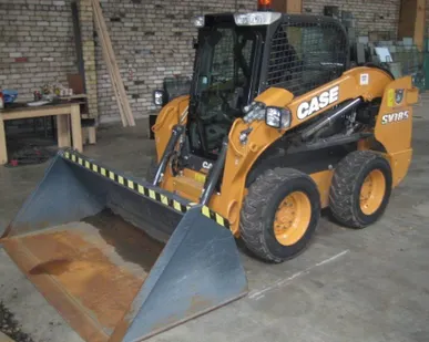 фото Услуги аренды минипогрузчика 0,8 т