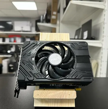 Фото №0 Видеокарта Palit nvidia GF RTX 4060 stormx 8гб
