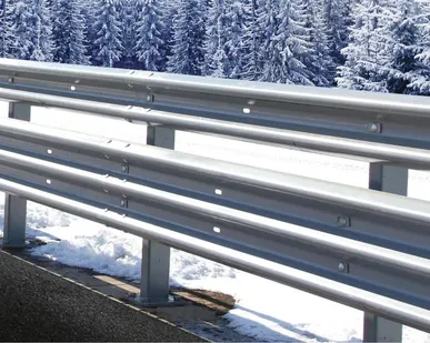 фото Барьерные ограждения без покрытия,грунт,горячий цинк