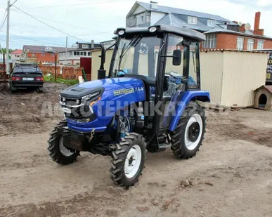 фото Трактор Русич Т-244 с кабиной
