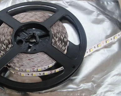 фото Светодиодная лента 5050 яркая