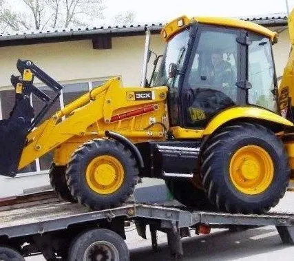 Фото №0 Планировка территори, рытьё котлованов.