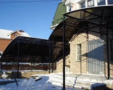 фото Арочные навесы из металлопрофиля