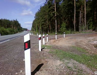 фото Столбик дорожный
в