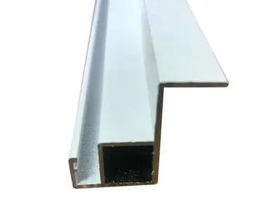 фото Профиль внутренний усиленный, белый (6,0м)