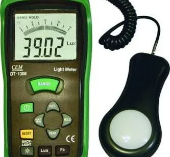 фото Люксметр DT-1308 портативный