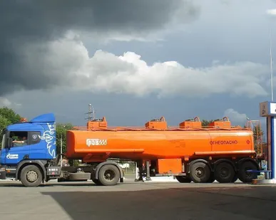 фото Топливо печное светлое