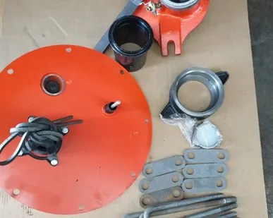 фото Лючок приемный АНМ 53-07.00.000-02 Z (задняя задвижка)