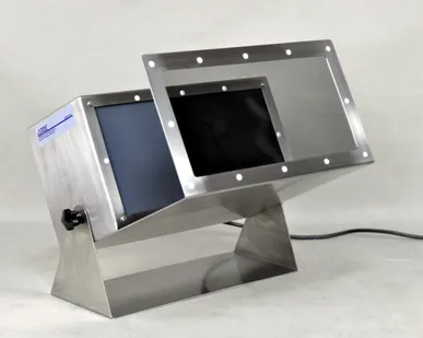 фото PL-P – Поляризатор для контроля преформ